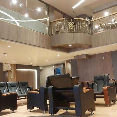 יאנגון Hotel Grand Galaxy מראה חיצוני תמונה