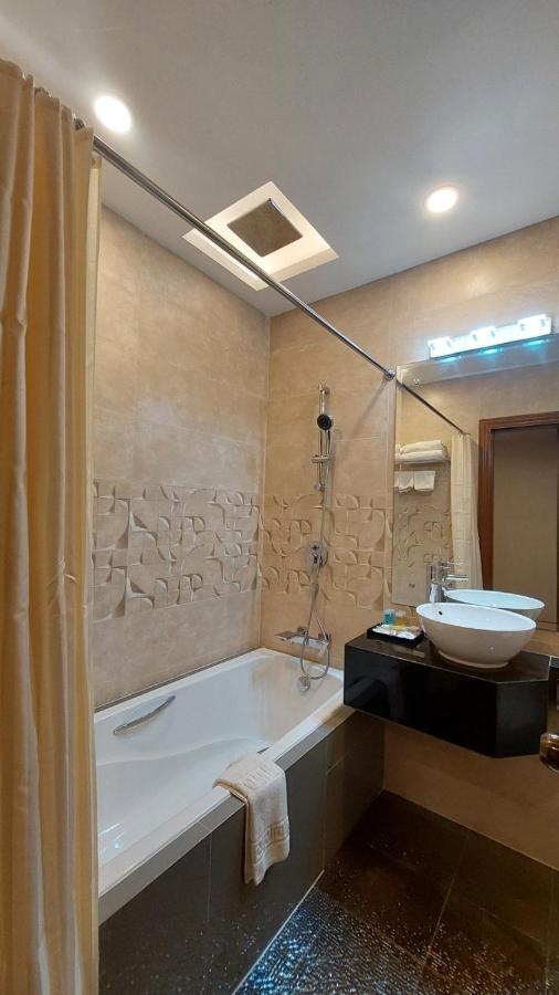 יאנגון Hotel Grand Galaxy מראה חיצוני תמונה