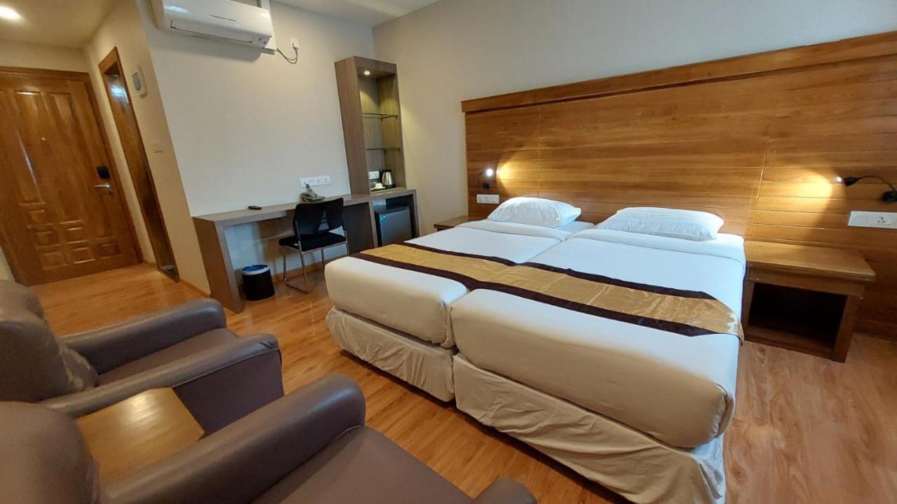 יאנגון Hotel Grand Galaxy מראה חיצוני תמונה